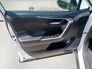 Toyota RAV4 2024 XLE 4dr SUV