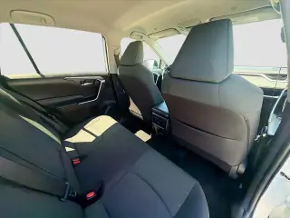 Toyota RAV4 2024 XLE 4dr SUV