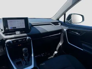 Toyota RAV4 2024 XLE 4dr SUV