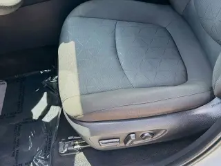 Toyota RAV4 2024 XLE 4dr SUV