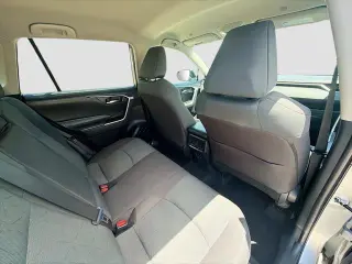 Toyota RAV4 2024 XLE 4dr SUV