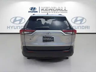 Toyota RAV4 2024 XLE 4dr SUV