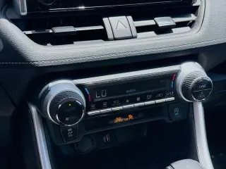 Toyota RAV4 2024 XLE 4dr SUV