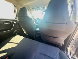 Toyota RAV4 2024 XLE 4dr SUV