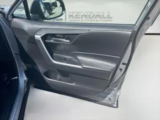 Toyota RAV4 2024 XLE 4dr SUV