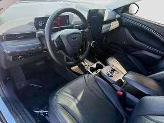 Ford Mustang Mach-E 2024 Premium 4dr SUV