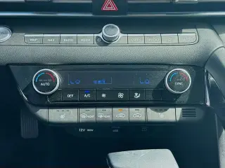 Hyundai ELANTRA 2025 SEL Convenience 4dr Sedan