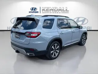 Honda Pilot 2023 Touring 4dr SUV