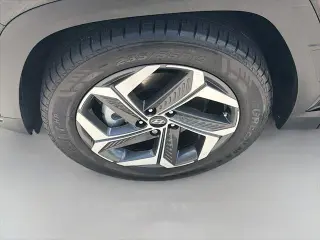 Hyundai TUCSON 2024 SEL 4dr SUV (midyear release)