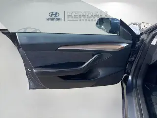 Tesla Model 3 2023 4dr Sedan