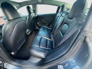 Tesla Model 3 2023 4dr Sedan
