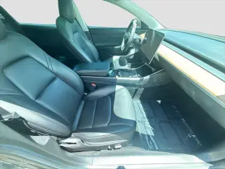 Tesla Model 3 2019 AWD Performance 4dr Fastback