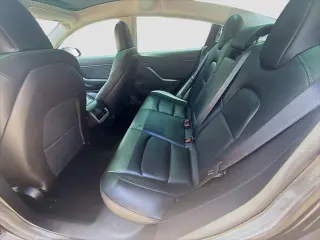 Tesla Model 3 2019 AWD Performance 4dr Fastback