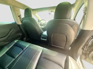 Tesla Model 3 2019 AWD Performance 4dr Fastback