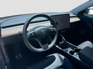 Tesla Model 3 2019 AWD Performance 4dr Fastback