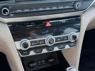 Hyundai ELANTRA 2020 SEL 4dr Sedan