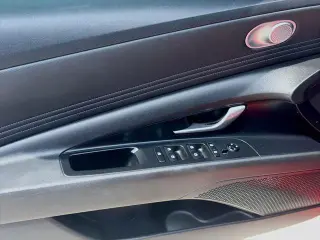 Hyundai ELANTRA 2022 Limited 4dr Sedan SULEV