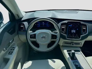 Volvo XC90 2023 AWD B5 Plus Bright Theme 4dr SUV