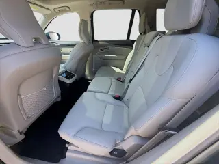 Volvo XC90 2023 AWD B5 Plus Bright Theme 4dr SUV