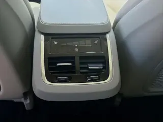 Volvo XC90 2023 AWD B5 Plus Bright Theme 4dr SUV