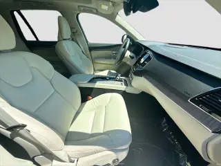 Volvo XC90 2023 AWD B5 Plus Bright Theme 4dr SUV