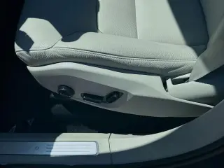 Volvo XC90 2023 AWD B5 Plus Bright Theme 4dr SUV