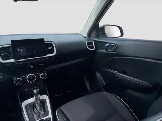 Hyundai VENUE 2023 Limited 4dr Crossover