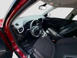 Hyundai VENUE 2024 Limited 4dr Crossover