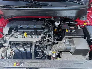 Hyundai VENUE 2024 Limited 4dr Crossover