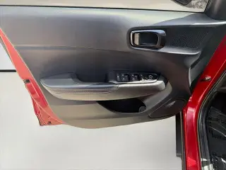 Hyundai VENUE 2024 Limited 4dr Crossover