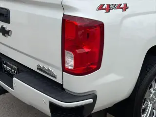 Chevrolet Silverado 1500 2018 4x4 High Country 4dr Crew Cab 5.8 ft. SB