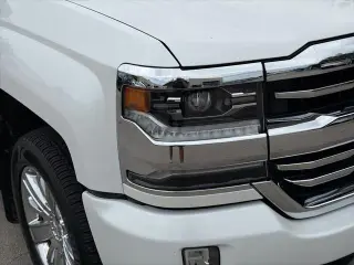Chevrolet Silverado 1500 2018 4x4 High Country 4dr Crew Cab 5.8 ft. SB