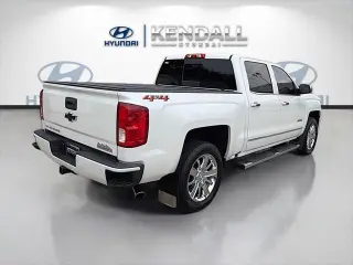 Chevrolet Silverado 1500 2018 4x4 High Country 4dr Crew Cab 5.8 ft. SB