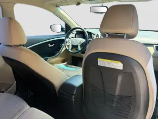 Hyundai ELANTRA GT 2013 4dr Hatchback 6M