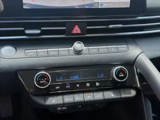 Hyundai ELANTRA 2023 SEL 4dr Sedan