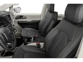 Chrysler Pacifica 2020 Touring L Plus 4dr Mini-Van