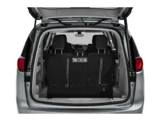 Chrysler Pacifica 2020 Touring L Plus 4dr Mini-Van
