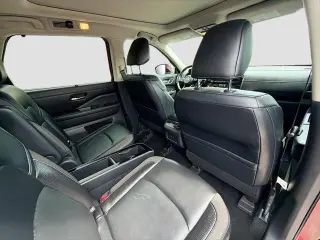 Nissan Pathfinder 2022 SL 4dr SUV