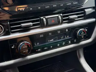 Nissan Pathfinder 2022 SL 4dr SUV