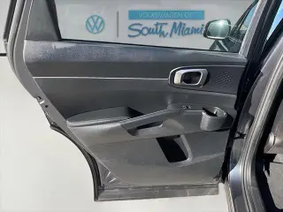 Kia Sorento 2021 AWD S 4dr SUV