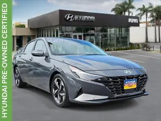 Hyundai ELANTRA 2023 Limited 4dr Sedan