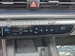 Hyundai IONIQ 6 2024 SEL 4dr Sedan