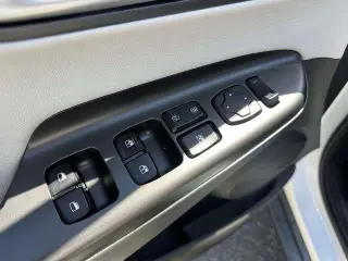 Hyundai KONA 2023 AWD Limited 4dr Crossover