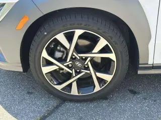 Hyundai KONA 2023 AWD Limited 4dr Crossover