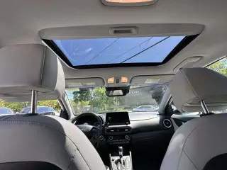 Hyundai KONA 2023 AWD Limited 4dr Crossover