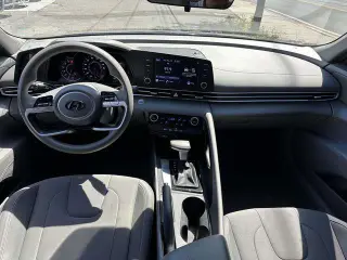 Hyundai ELANTRA 2023 SEL 4dr Sedan