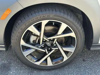 Hyundai KONA 2023 AWD Limited 4dr Crossover