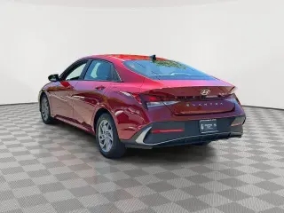 Hyundai ELANTRA 2024 SEL 4dr Sedan