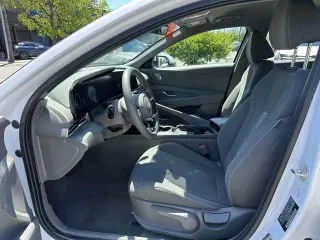 Hyundai ELANTRA 2024 SEL 4dr Sedan
