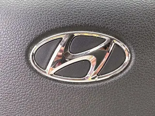 Hyundai ELANTRA 2017 SE 4dr Sedan 6M (US)